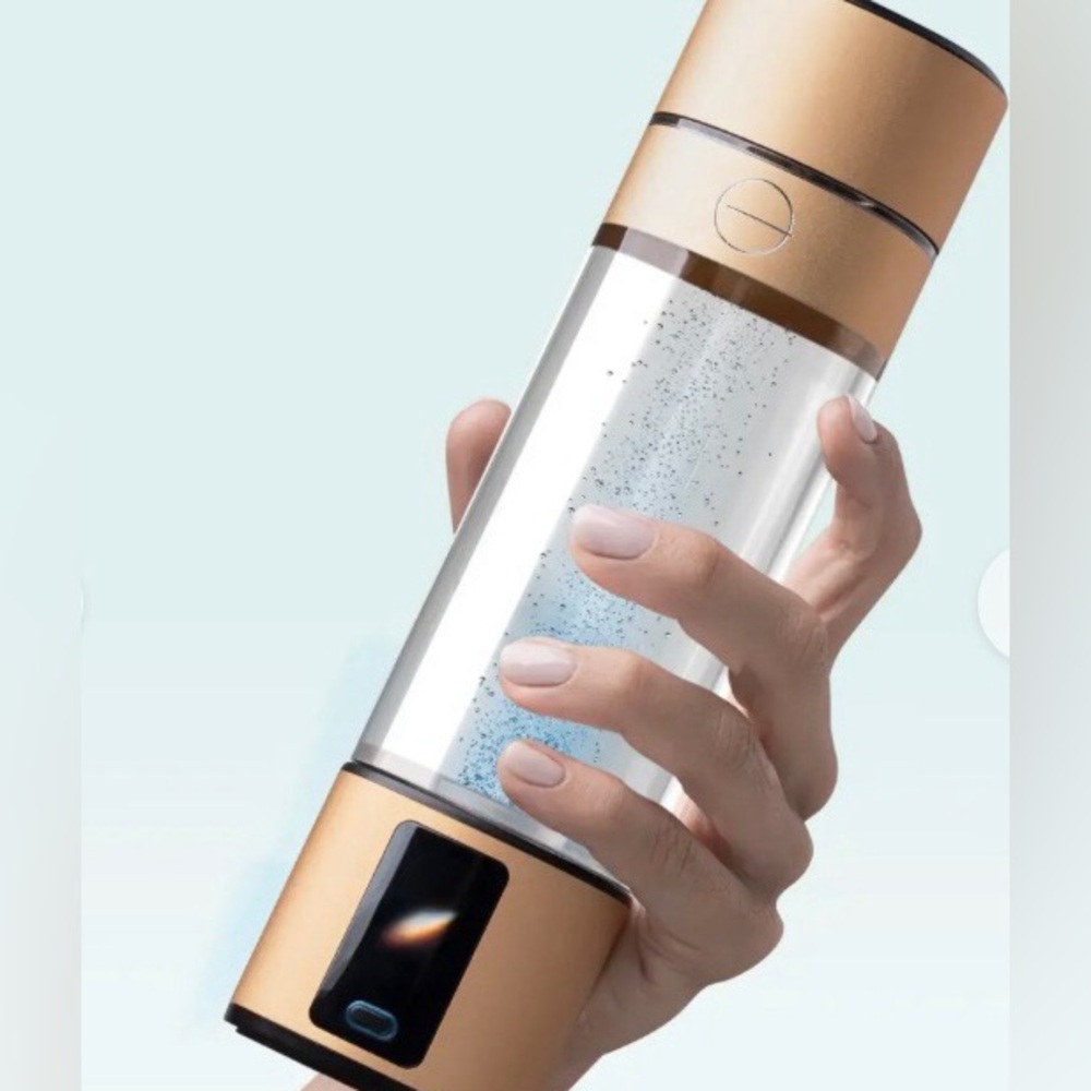 LumiVitae Gold Hydrogen Water Bottle Biohacking High Frequency Bottle - Used